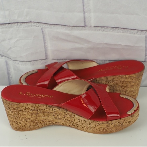 A. Giannetti sz 9 red patent leather wedge sandals - Picture 5 of 10